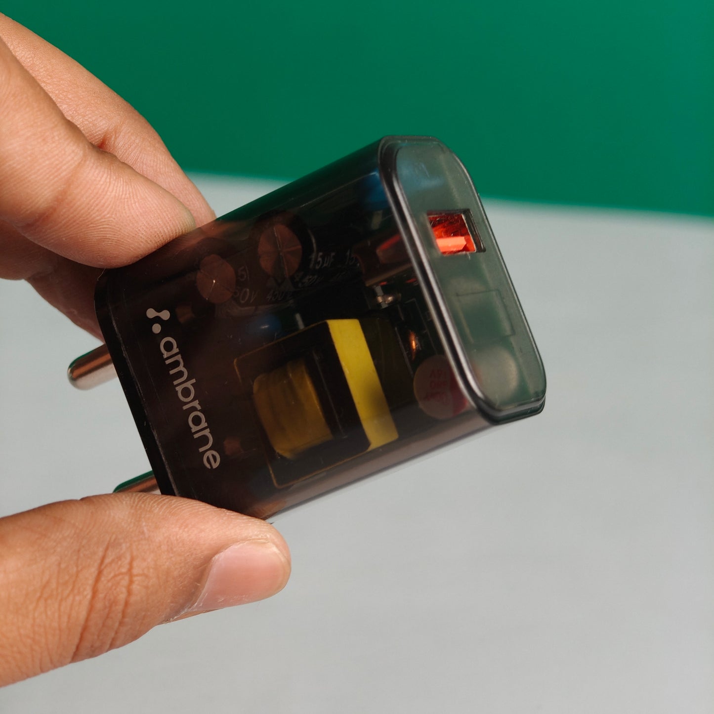 ambrane Transparent Charger (Refurbished)