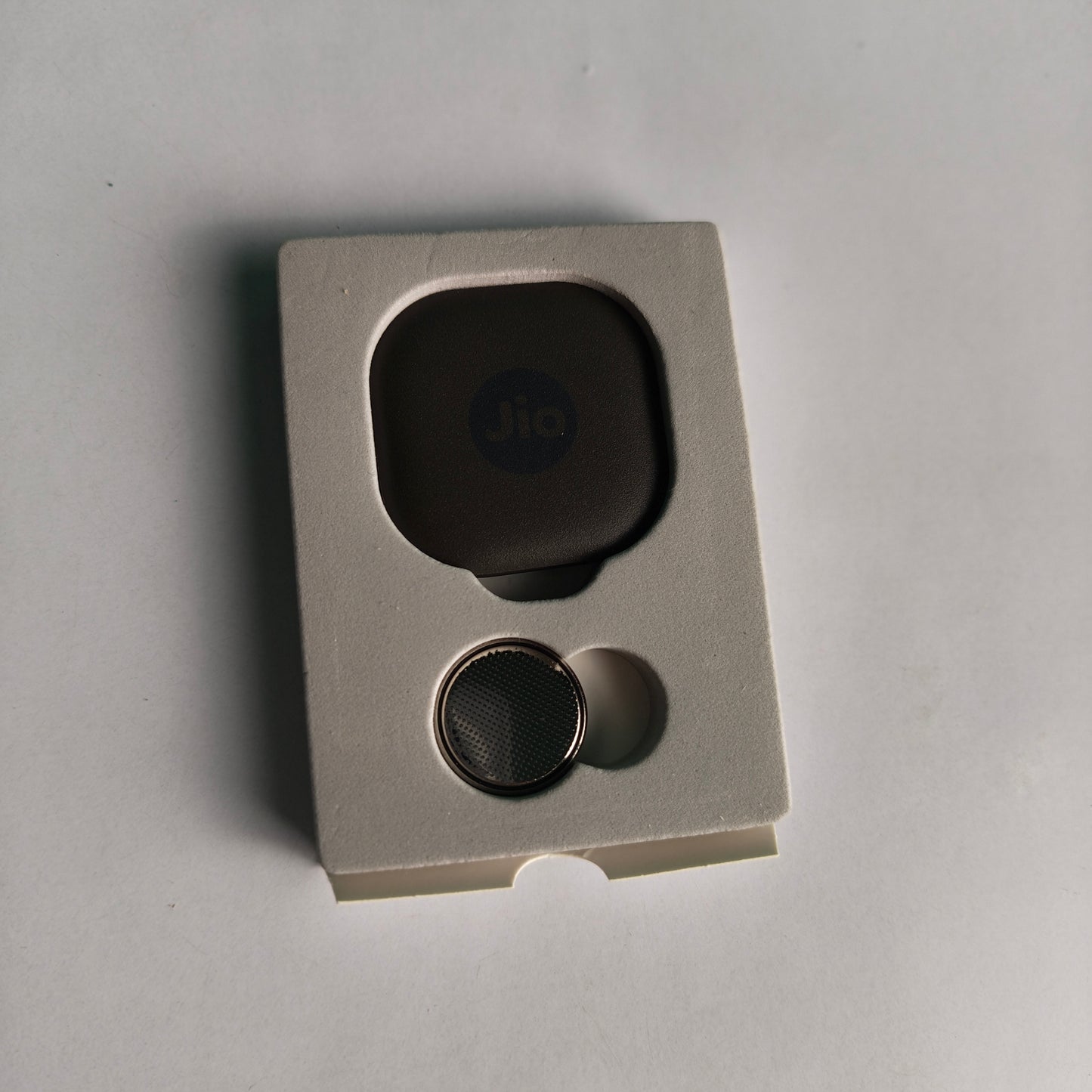 JioTag Go Bt Tracker (Refurbished)