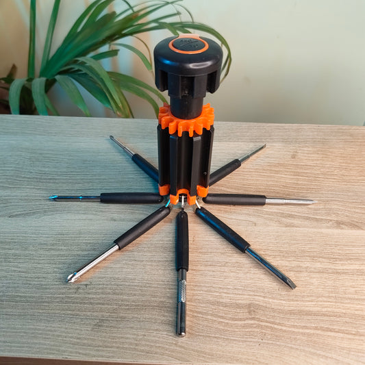 Multi-Screwdriver With Powerful Torch (Refurbished)