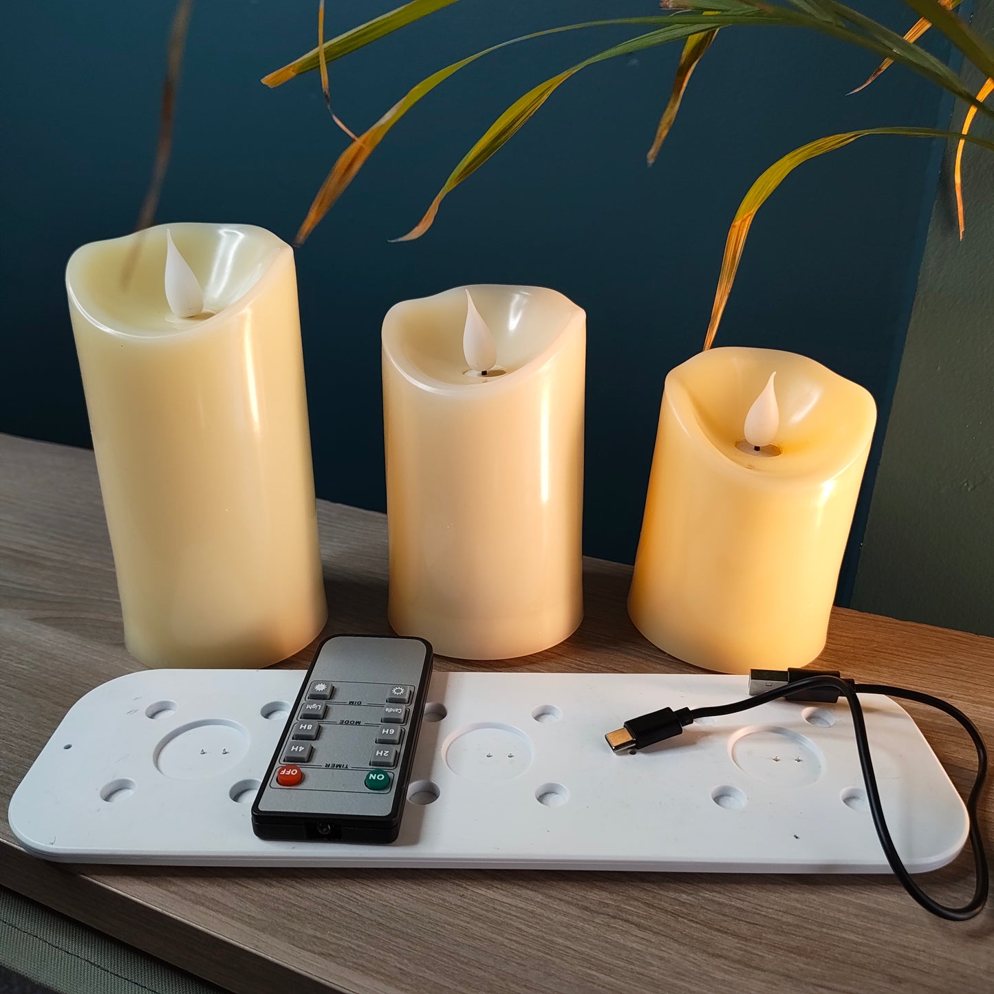 KUBER 3 Pieces LED Tea Light Candles (Refurbished)