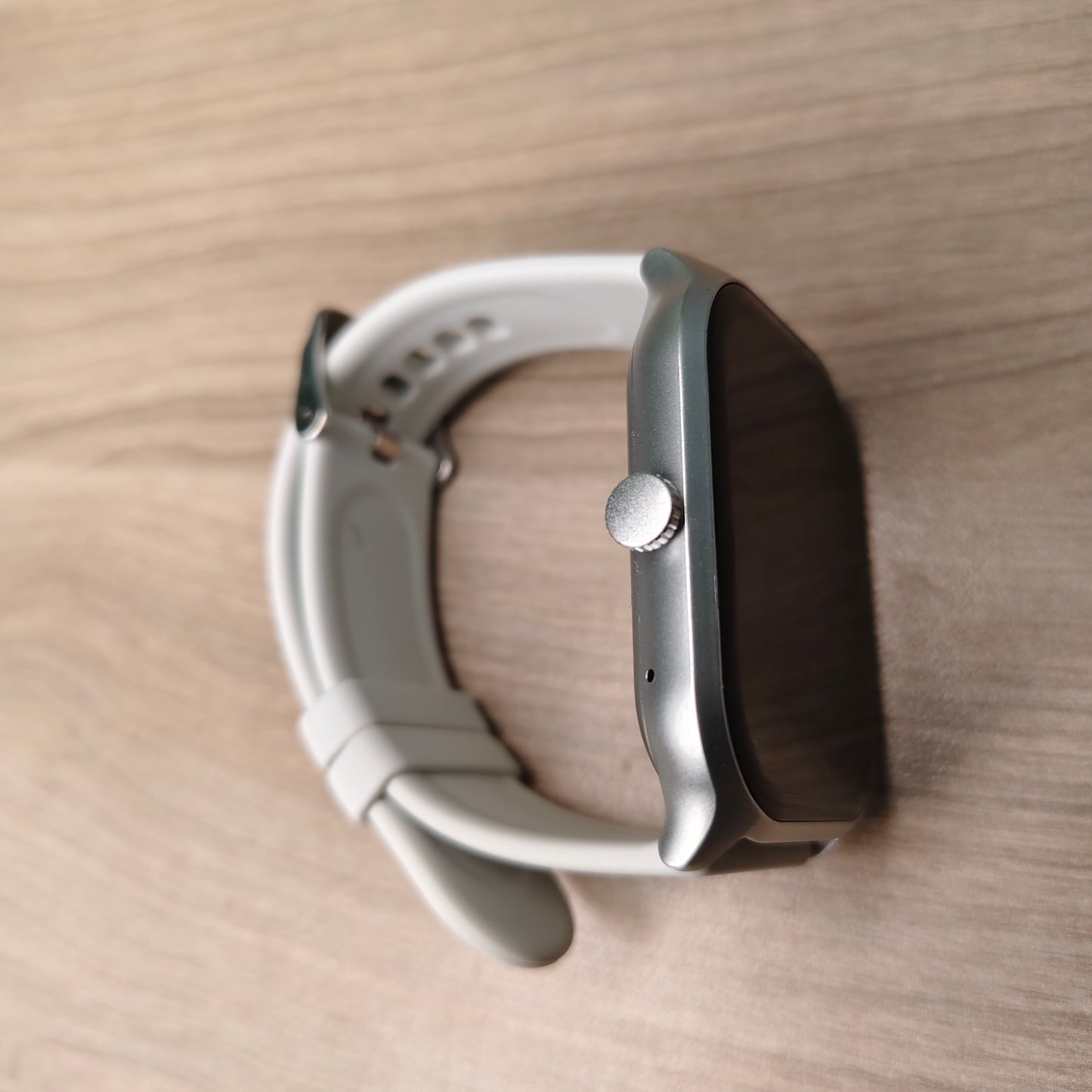 FireBoltt Hunter Smartwatch(Refurbished)