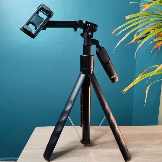 Skyvik Signipod tripod and selfie stick combo (Refurbished)