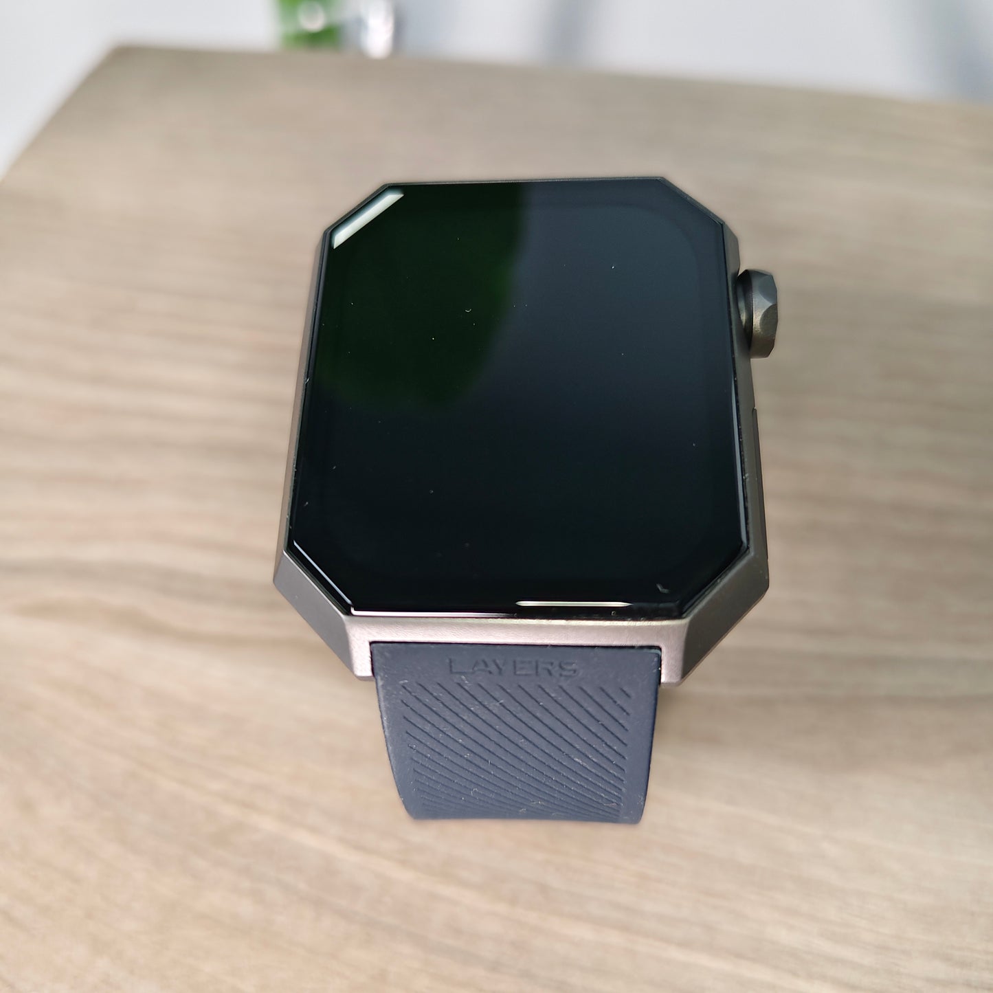 Layers ANARC Smartwatch(Refurbished)