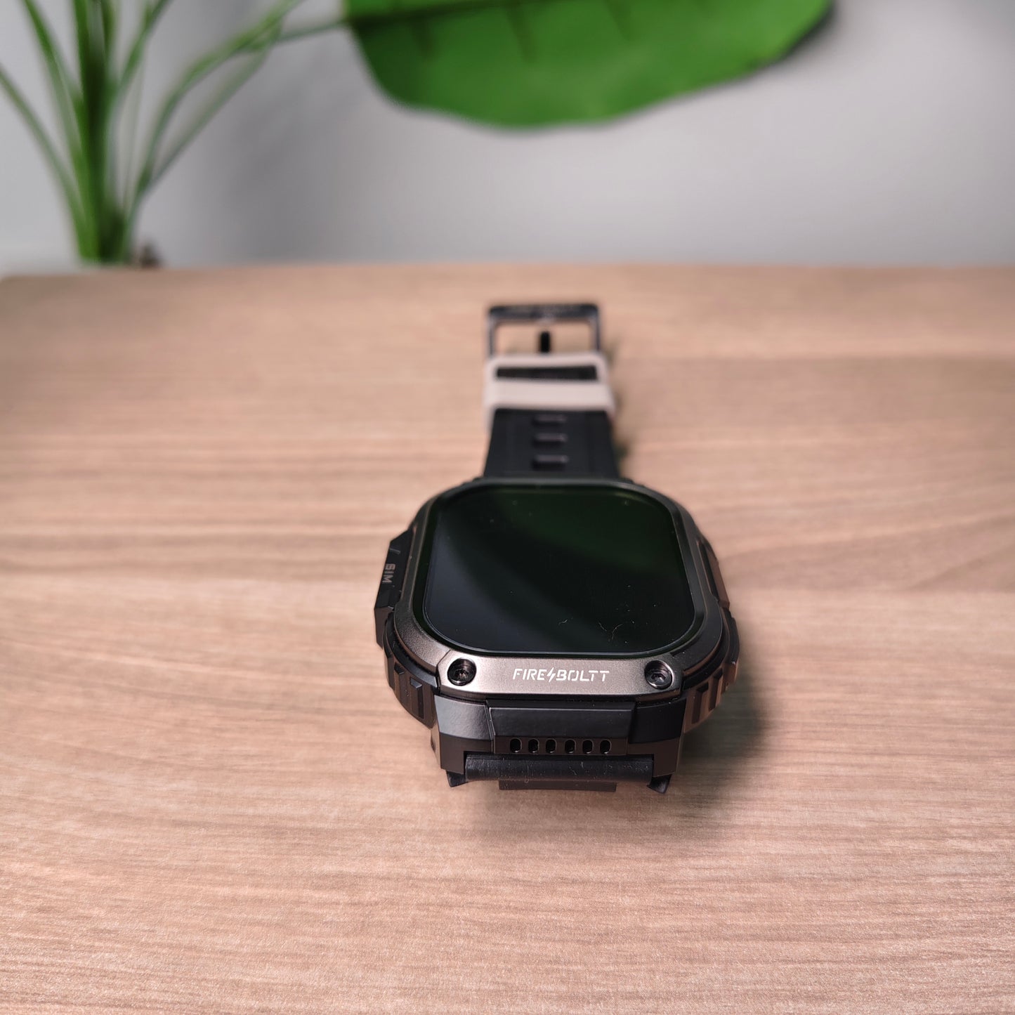 FireBoltt CLICKK 4G Smartwatch(Refurbished)