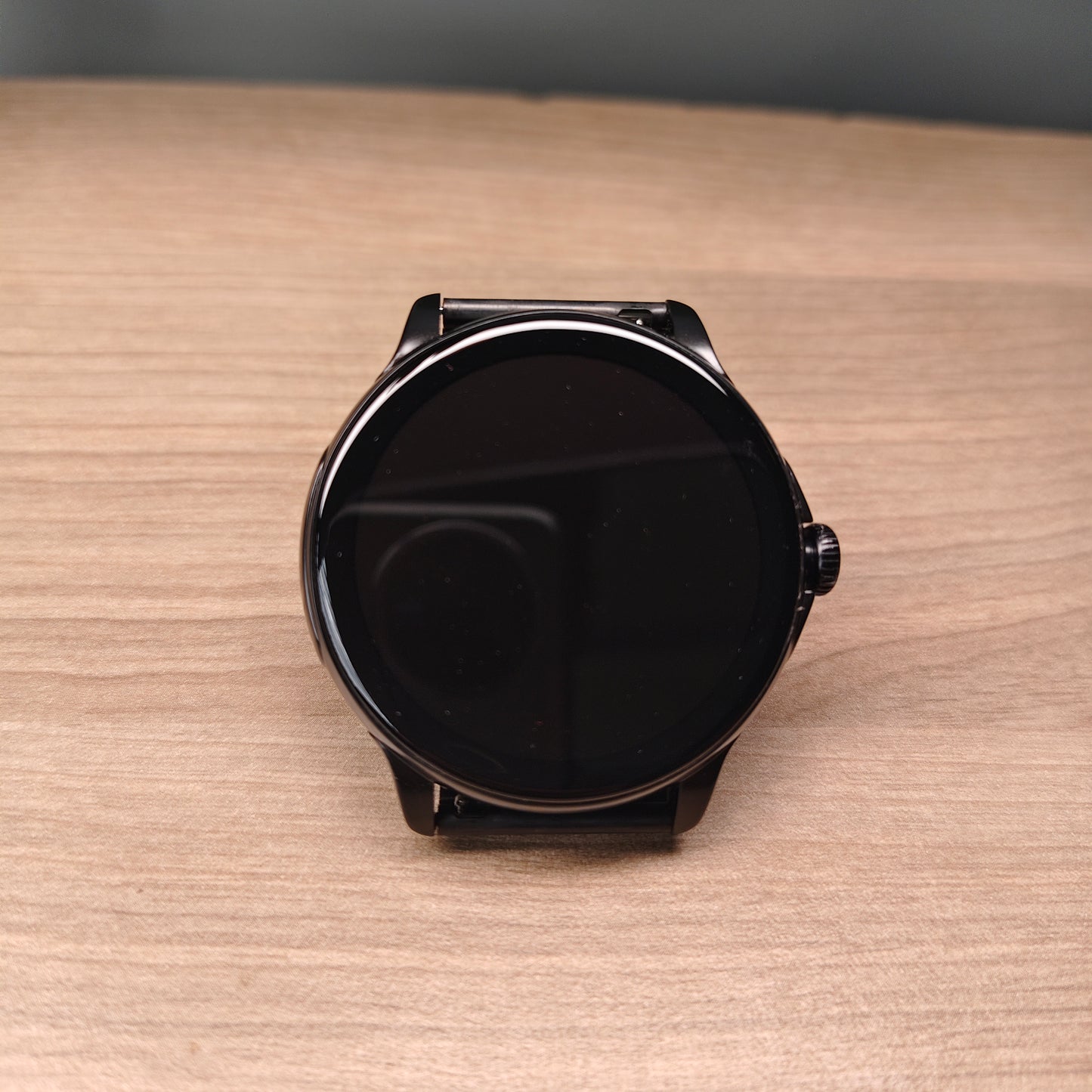 boAt Lunar Oasis Smartwatch(Refurbished)