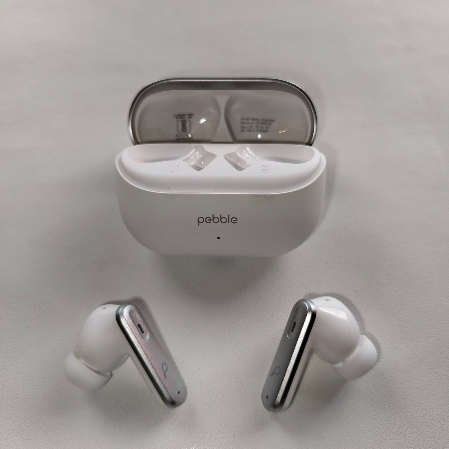 Pebble Euphoria TWS Earbuds(Refurbished)